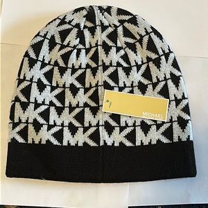 Michael Kors knit hat